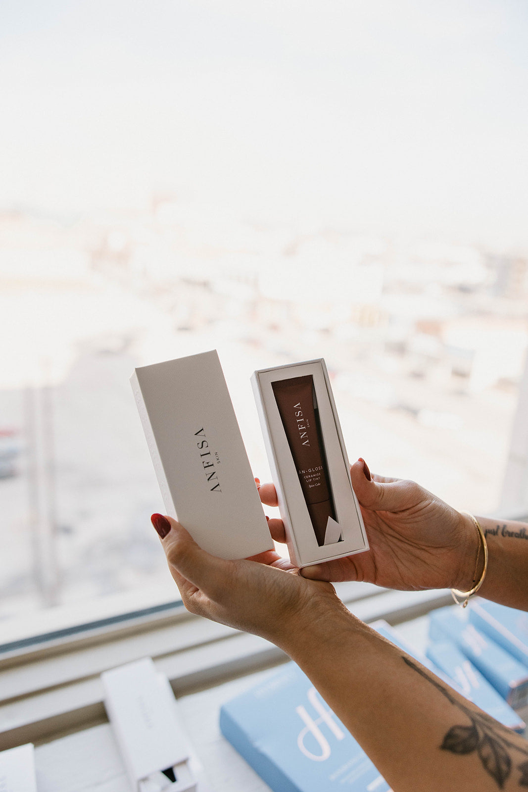 Anfisa Lip Gloss Treatment Spice Cake